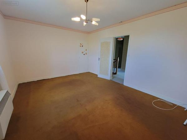 Pavillon à vendre à Alluyes dans l'Eure-et-Loir (28800), ref : RCS/781   
Pavillonnaire