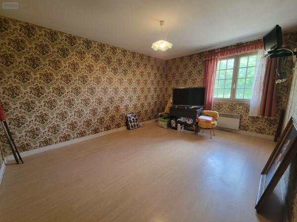 Pavillon à vendre à Alluyes dans l'Eure-et-Loir (28800), ref : RCS/781   
Pavillonnaire