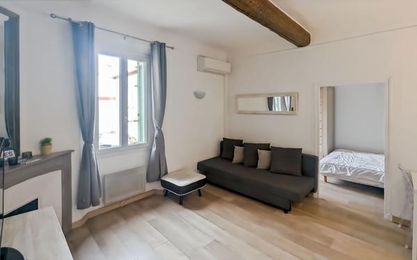 Appartement à vendre    2 pièces • 27,01 m2 Cannes