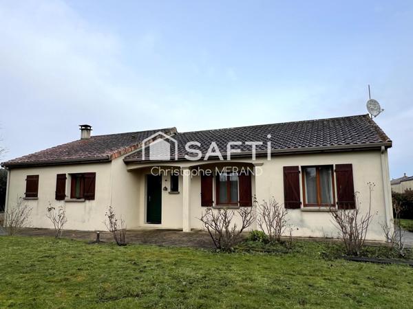 Pavillon 4 chambres dans le centre de DANGE SAINT ROMAIN