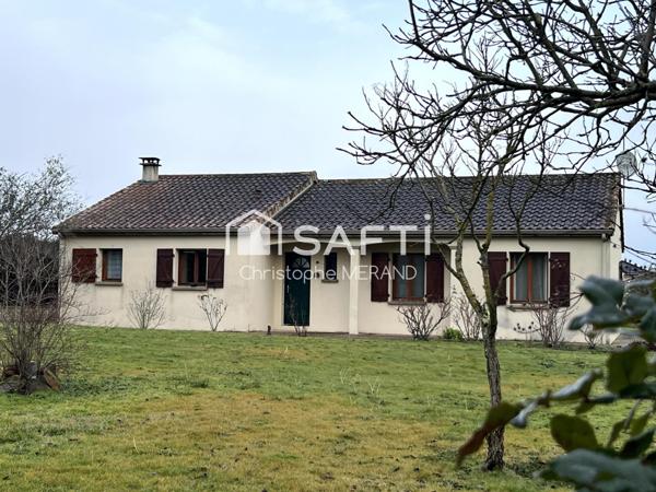 Pavillon 4 chambres dans le centre de DANGE SAINT ROMAIN