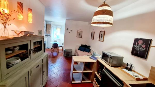 Maison de village Balaruc Les Bains 5 pièce(s) 96 m2 avec extérieur