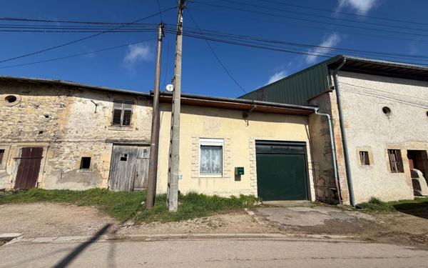 Maison à vendre    2 pièces •  Seigneulles