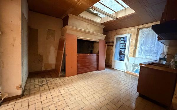 Maison à vendre    2 pièces •  Seigneulles