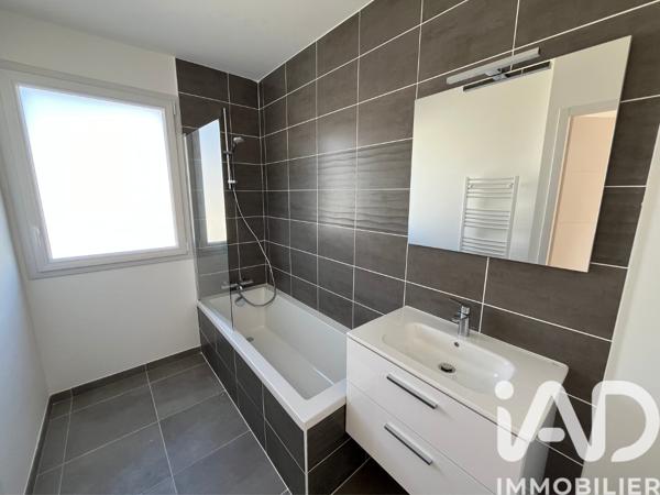Maison à vendre 4 pièces 87 m² Montaigu-Vendée