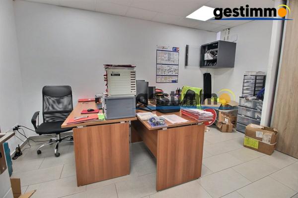 Local professionnel 233m²- Matoury
