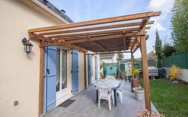 Maison à vendre    5 pièces • 86,54 m2 Osny