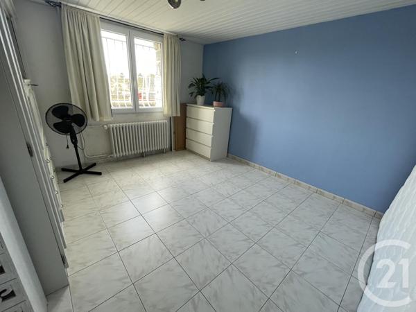Maison à vendre  6 pièces - 94,80 m2 PARTHENAY - 79
