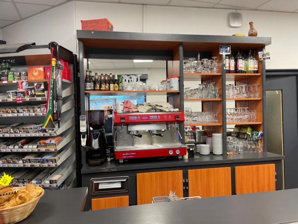 Dpt Dordogne (24), à vendre PERIGUEUX Bar - Tabac - Loto