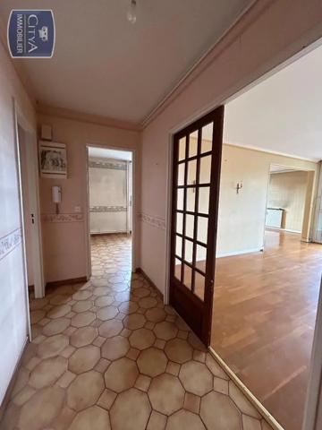 Appartement à vendre 4 pièces 82.12m²