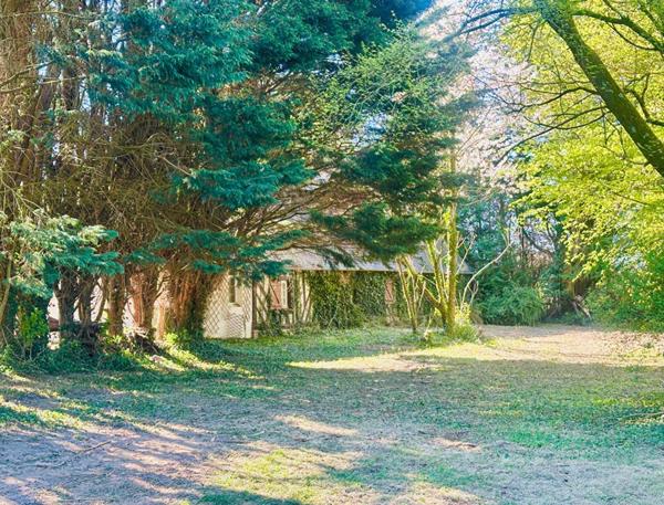 Longère Normande en colombage,  à rénover sur grand terrain de 5154m²