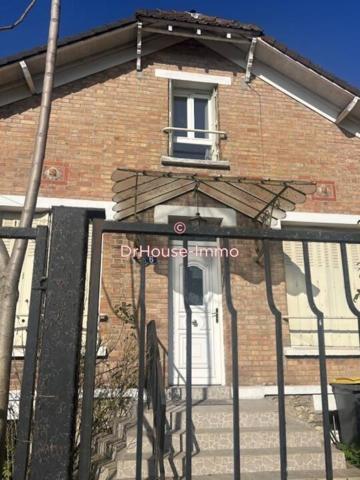 Maison à vendre 6 pièces de 180 m²