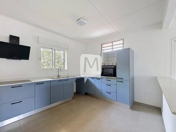DPT GUYANE, à louer RÉMIRE-MONTJOLY Appartement T2 de 58,01 au 1er étage