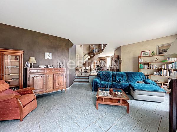 Maison 6 pièces - Donzenac- Vue imprenable sur la vallée