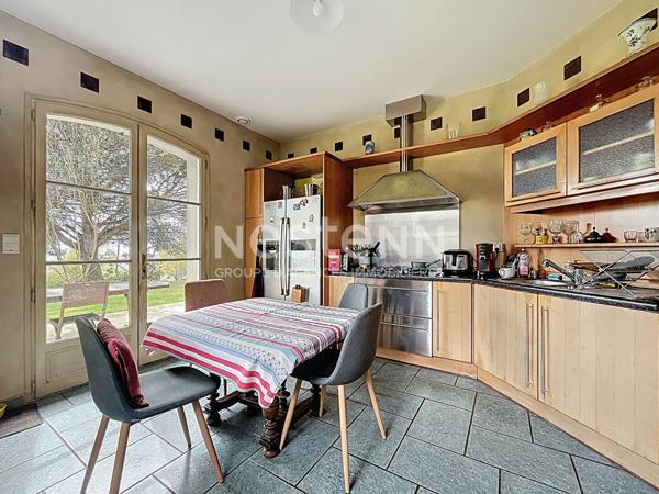 Maison 6 pièces - Donzenac- Vue imprenable sur la vallée