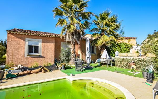 Maison à vendre    6 pièces •  Rochefort-du-Gard