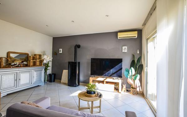 Maison à vendre    6 pièces •  Rochefort-du-Gard