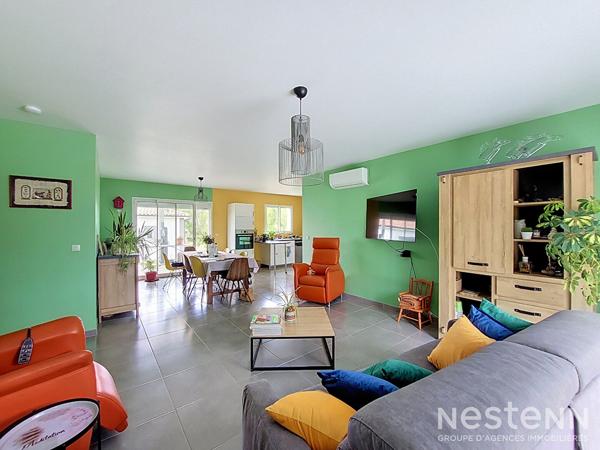 A Vendre Maison contemporaine de plain-pied avec trois chambres, garage et jardin à Condom