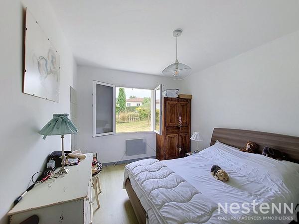 A Vendre Maison contemporaine de plain-pied avec trois chambres, garage et jardin à Condom
