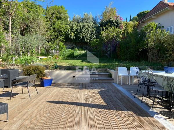 Centre d'Aix - Très belle maison de 118 m² avec jardin et T2 attenant