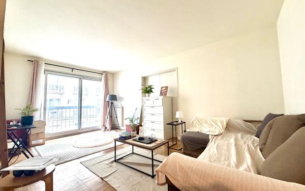 Appartement à vendre    3 pièces • 67,05 m2 Paris 20