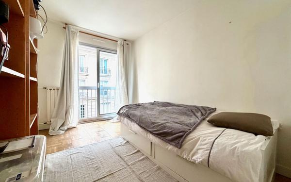 Appartement à vendre    3 pièces • 67,05 m2 Paris 20