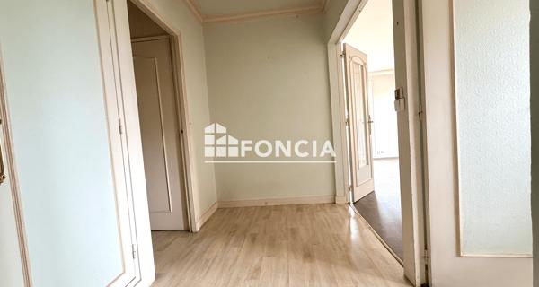 À vendre Appartement 5 pièces 93.78 m² - La Flèche 72200