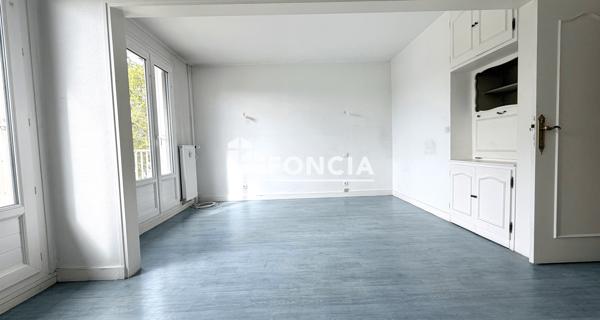 À vendre Appartement 5 pièces 93.78 m² - La Flèche 72200