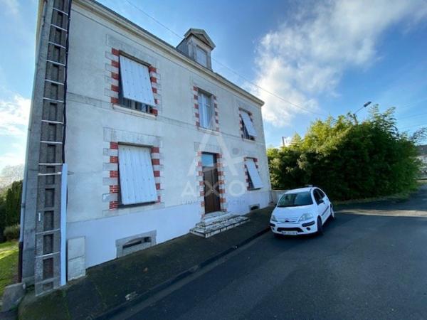 Appartement T3 à rénover avec garage double