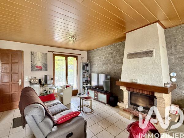 Maison à vendre 4 pièces 80 m² Marcillac-Saint-Quentin