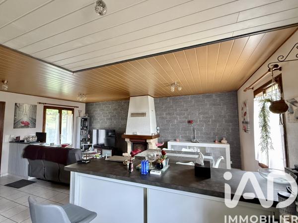 Maison à vendre 4 pièces 80 m² Marcillac-Saint-Quentin