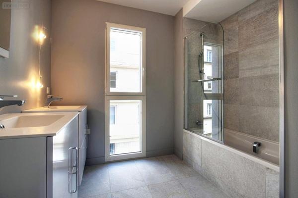 Maison à louer à Rennes en Ille-et-Vilaine (35000), ref : 001-1565   
JEANNE D'ARC