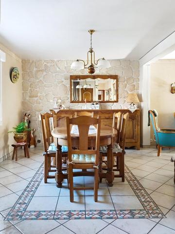 Maison familiale avec jardin et sous-sol