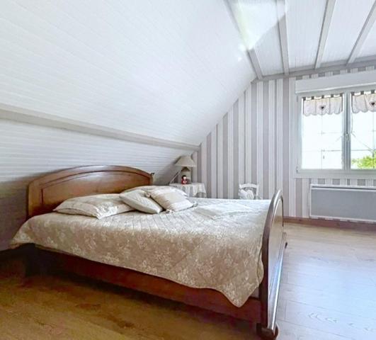 Maison familiale avec jardin et sous-sol