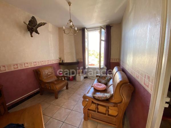 THOUARS (79) Maison à rénover de plain pied -55m2-grand jardin clos avec puits