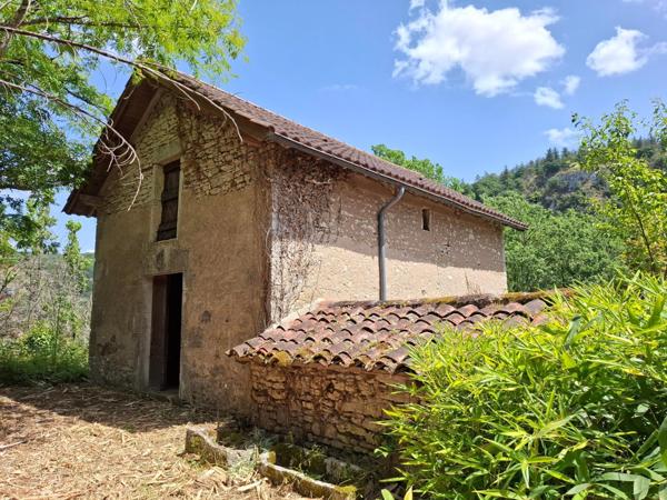 Superbe environnement , pour cette propriété au coeur de la vallée du Célé  !