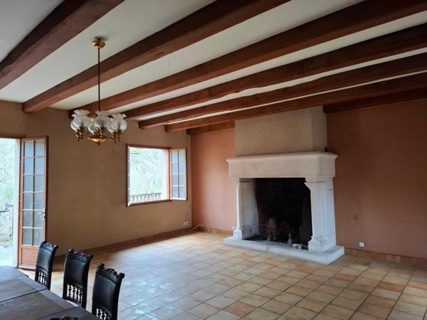 Superbe environnement , pour cette propriété au coeur de la vallée du Célé  !