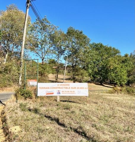 TERRAIN PANORAMIQUE A PROXIMITÉ D'UN GOLF 18 TROUS