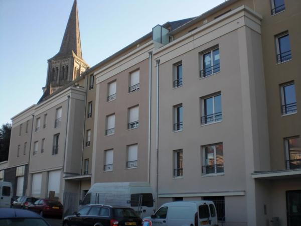 Secteur gare-blancheraie t4 avec terrasse et double parking