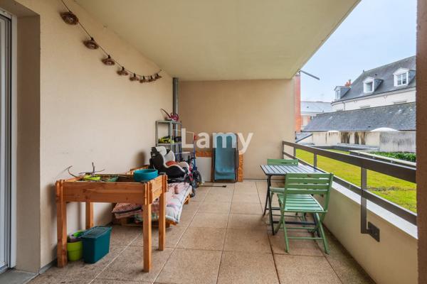 Secteur gare-blancheraie t4 avec terrasse et double parking