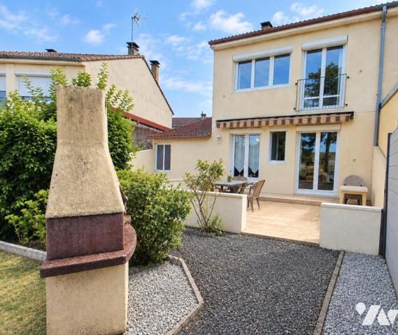 ARNAGE - Maison de type 5