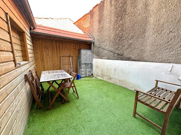 PAU - 14 Juillet : Appartement T2 avec terrasse en location meublée
