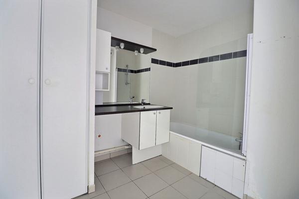 Appartement 3 pièces à vendre à Saint Sébastien sur Loire - Dernier étage, lumineux et calme