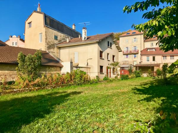 Maison à vendre 6 pièces GEX (01)