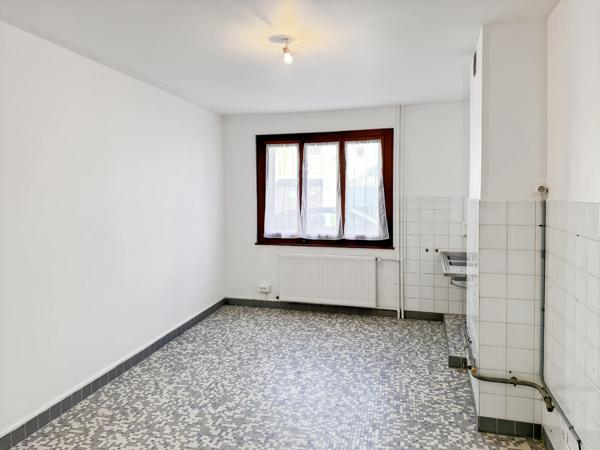 Maison à vendre 6 pièces GEX (01)
