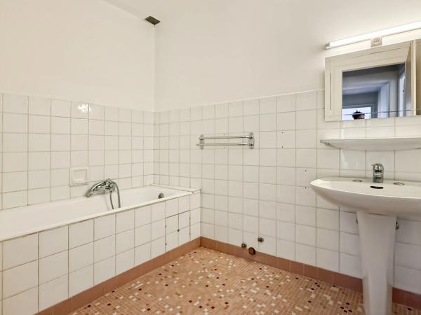 Maison à vendre 6 pièces GEX (01)