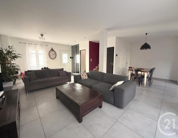 Maison à vendre  6 pièces - 141,72 m2 ST MAUR DES FOSSES - 94