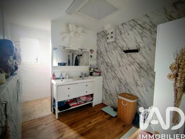 Maison à vendre 7 pièces 186 m² Saint-Sylvestre-sur-Lot