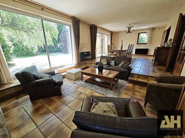 EXCEPTIONNEL - GOUESNOU - BELLE PROPRIÉTÉ DE 220 M2 HABITABLE - TERRAIN DE TENNIS