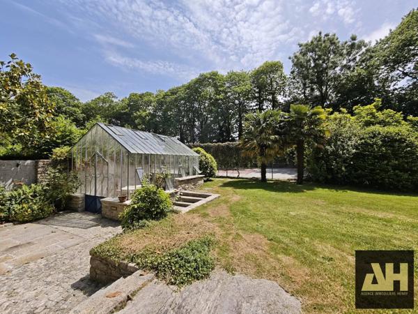 EXCEPTIONNEL - GOUESNOU - BELLE PROPRIÉTÉ DE 220 M2 HABITABLE - TERRAIN DE TENNIS
